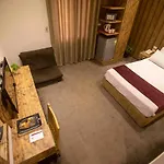 Valencia Ap Cairo